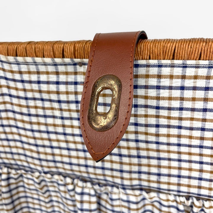 Valisette en bois et ficelle de chanvre tissée
