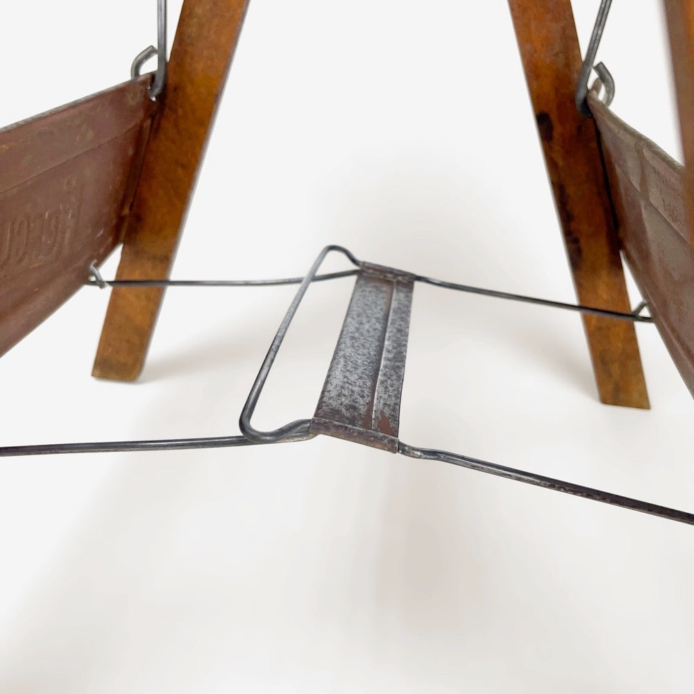 Ancien tabouret de pêche pliant Hercule
