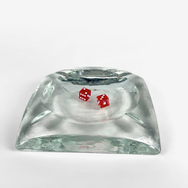 Grand cendrier design en verre épais plissé