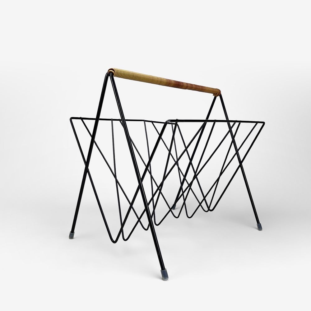 Porte-revues graphique métal et scoubidou années 60