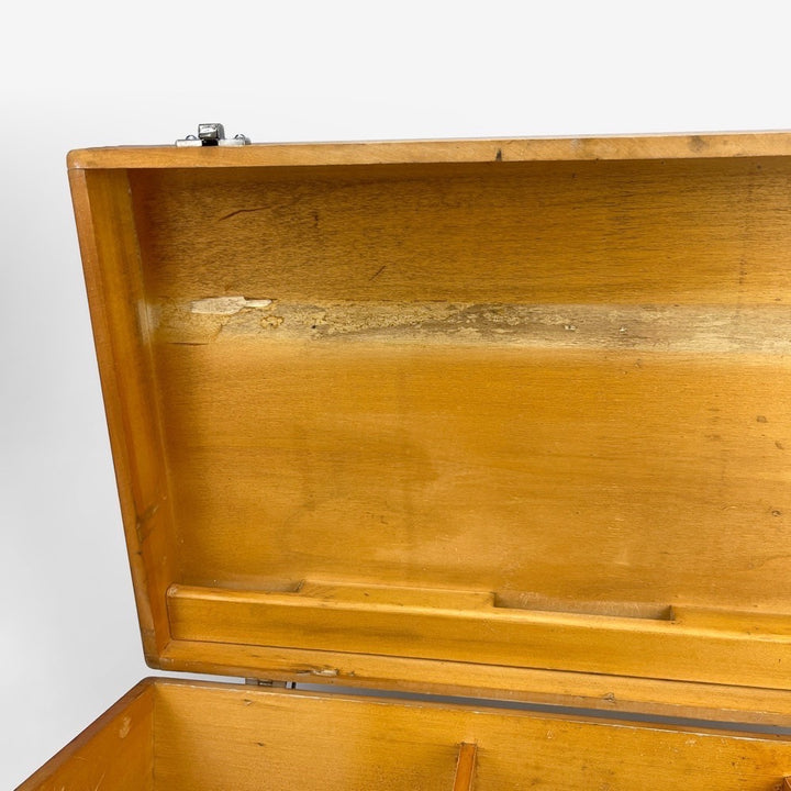 Ancienne caisse à outil en bois