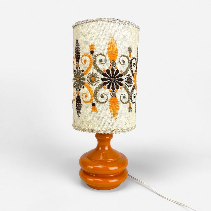 Lampe de chevet céramique et tissu brodé orange 70's