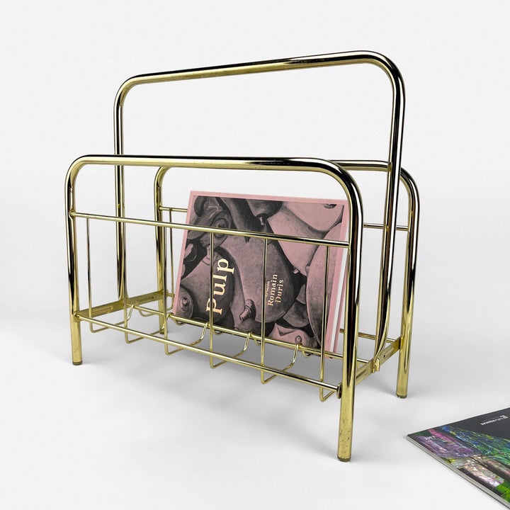 Porte-revues graphique en laiton doré années 70