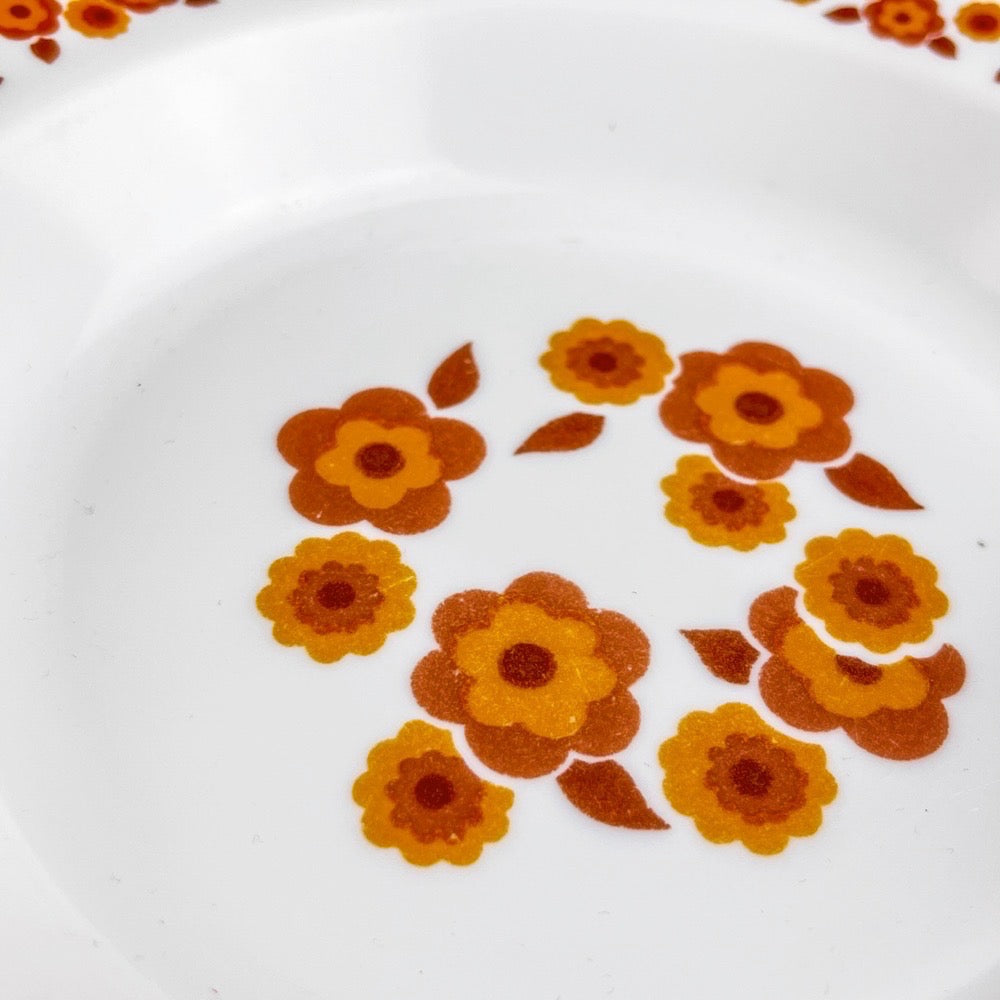 Arcopal Lotus, 4 Assiettes Plates 24cm Fleurs Oranges Et Arcopal Lotus, 4 Assiettes Plates 24cm Fleurs Oranges Et