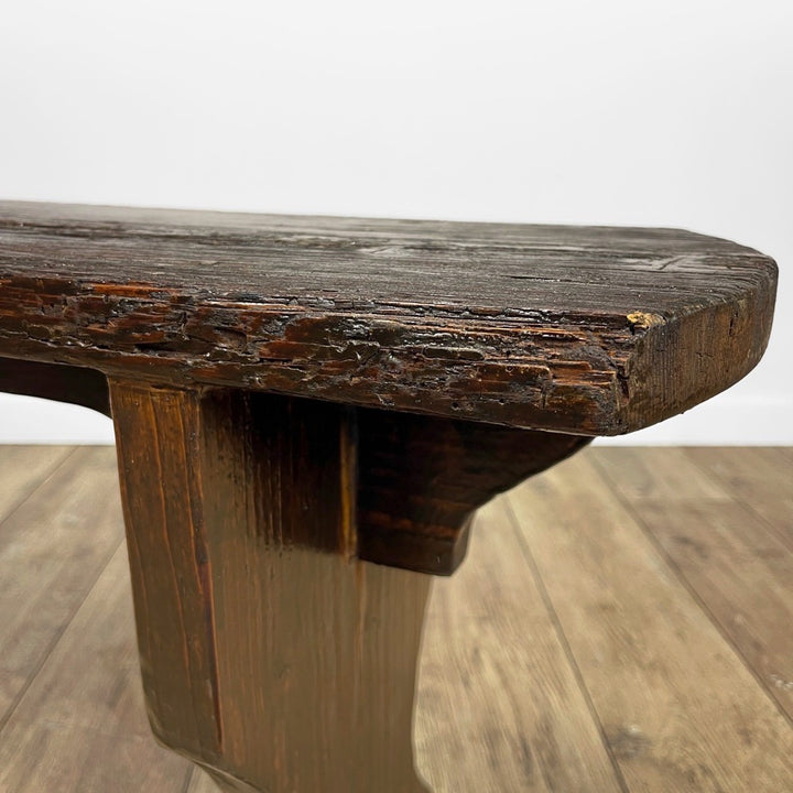 Banc ancien en bois vernis foncé